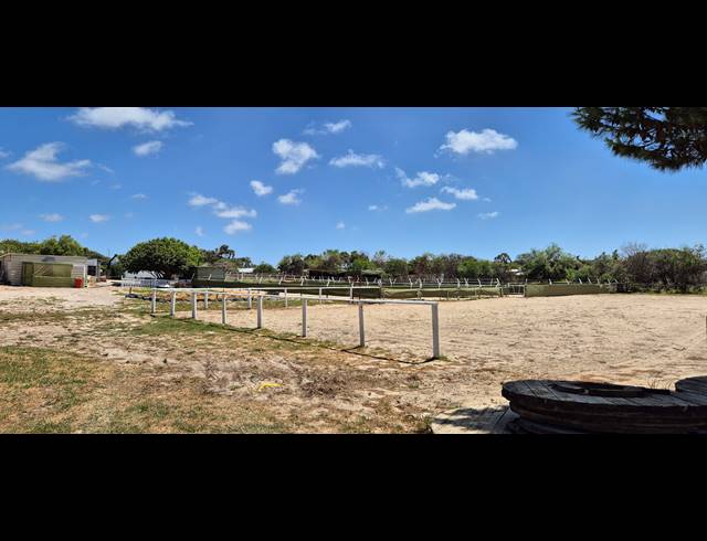 10,743M² SMALLHOLDING FOR SALE IN MORNING STAR